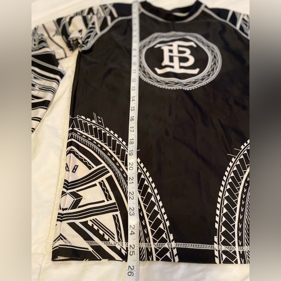 Island’s Best Y2K Tribal Surfing Rash Guard Size L - Picture 4 of 8